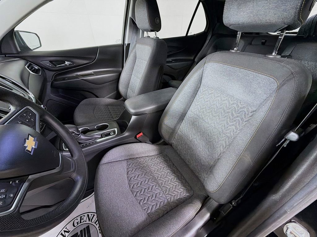 Used 2022 Chevrolet Equinox LT AWD/4WD image 12
