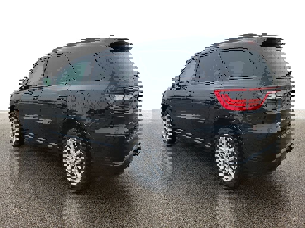 Used 2023 Dodge Durango GT image 3