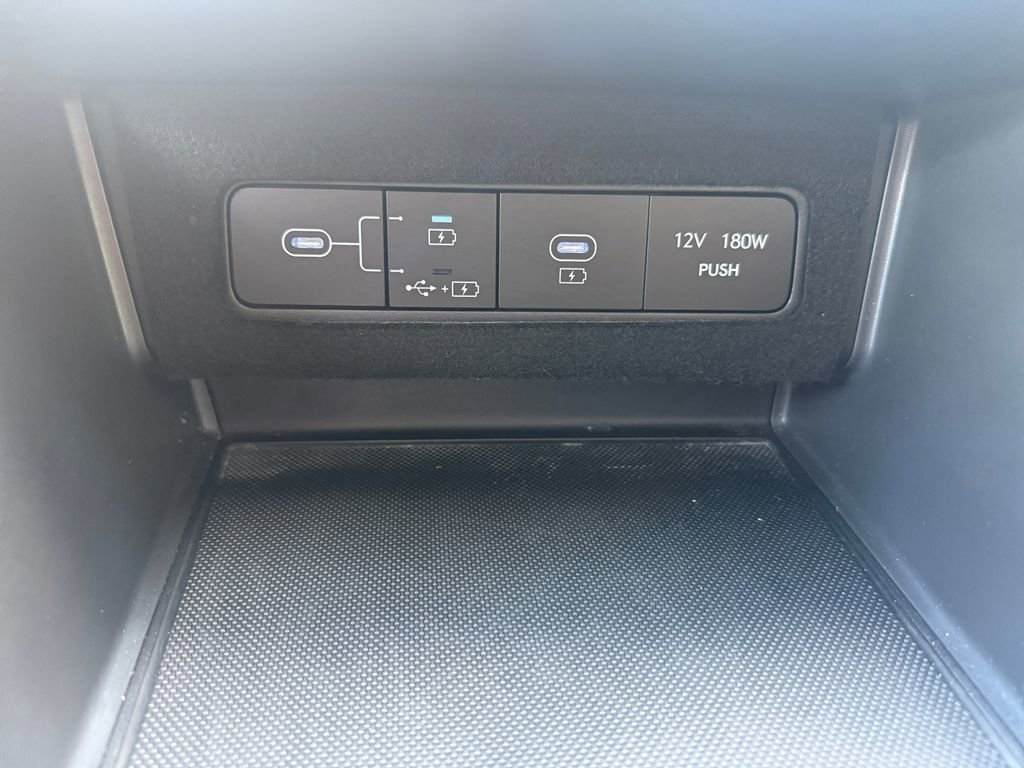 Used 2025 Hyundai Sonata SEL FWD image 26