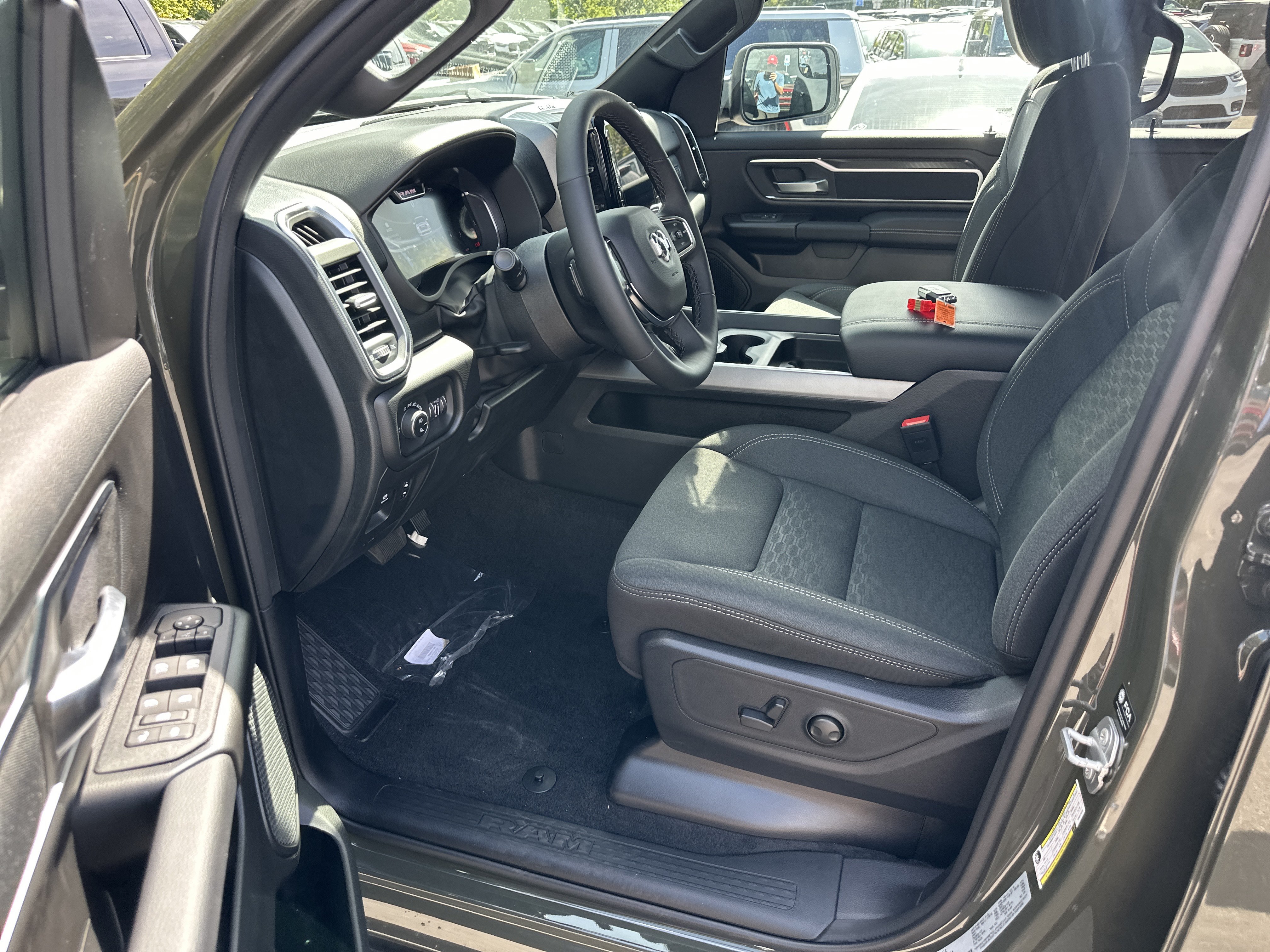 New 2027 RAM 1500 Big Horn AWD/4WD image 25