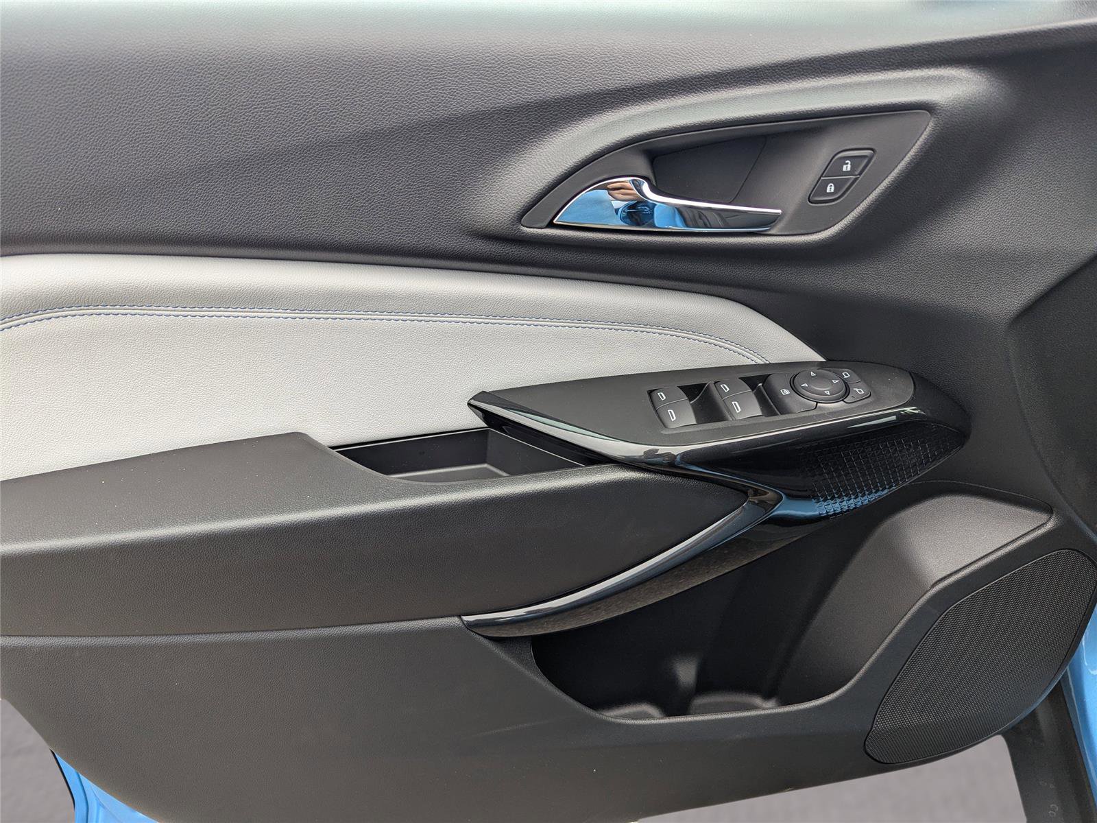 New 2026 Chevrolet Trax LT w/ Driver Confidence Package image 11