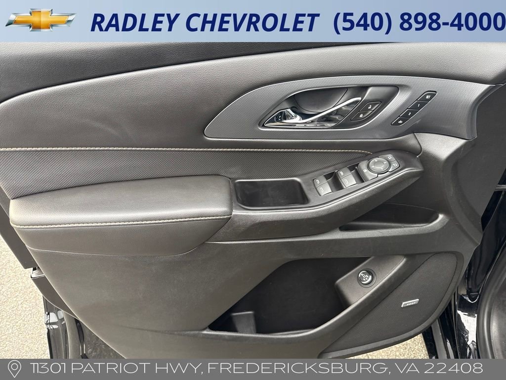 Used 2020 Chevrolet Traverse Premier w/ Redline Edition image 5