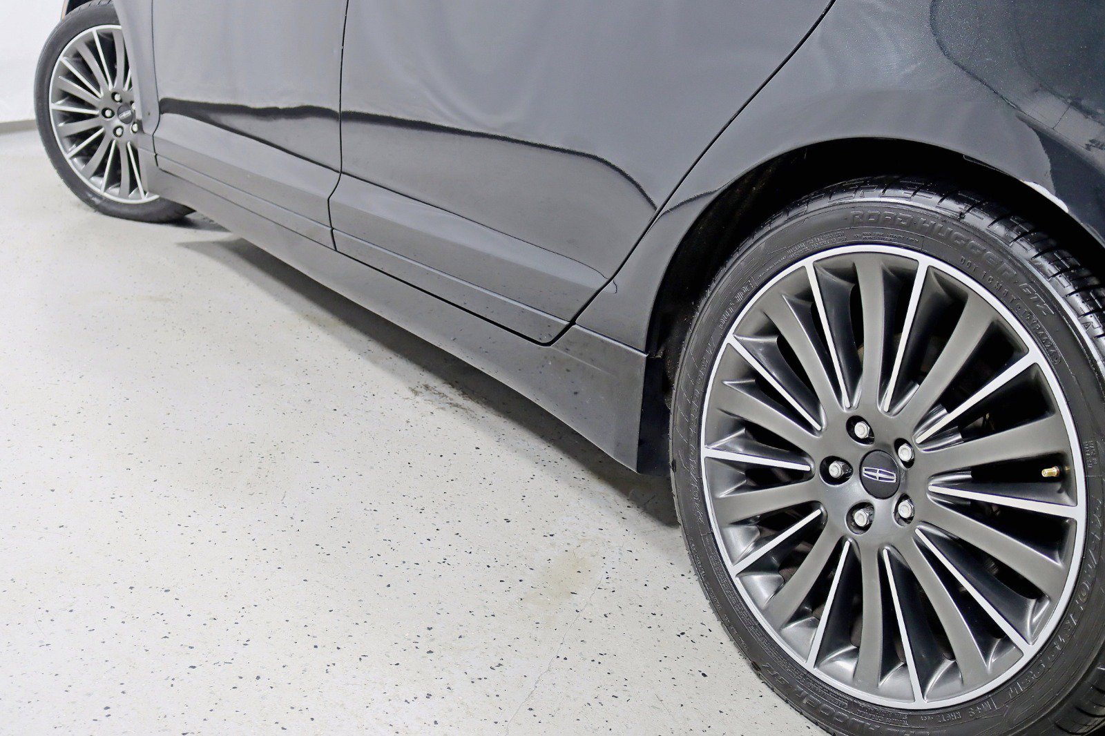 Used 2015 Lincoln MKZ AWD w/ Equipment Group 102A Reserve image 7