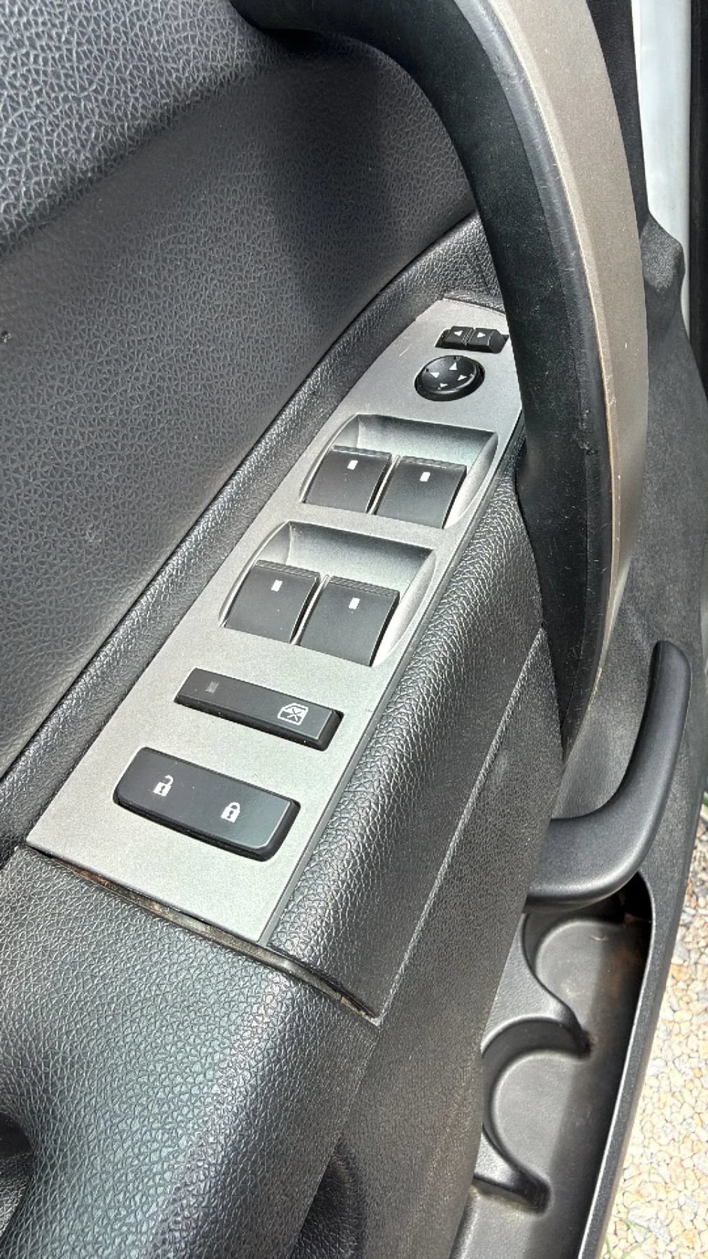 Used 2014 Chevrolet Silverado 2500 LT AWD/4WD image 16