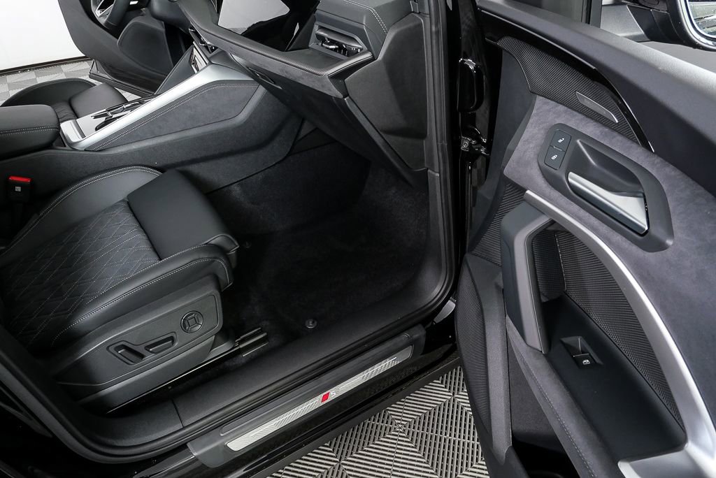 New 2025 Audi SQ5 Premium Plus AWD/4WD image 25