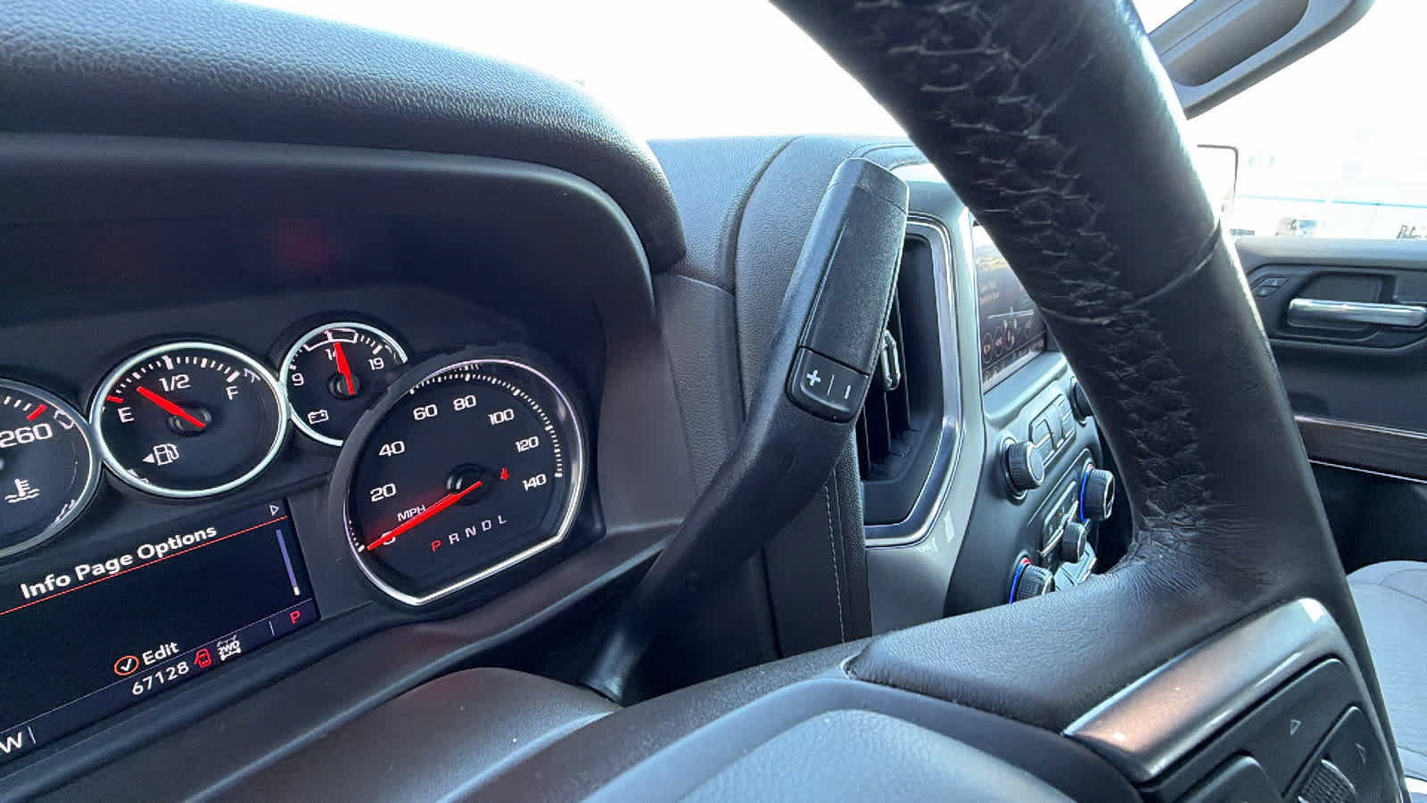 Used 2021 Chevrolet Silverado 1500 LT Trail Boss w/ Convenience Package II AWD/4WD image 13