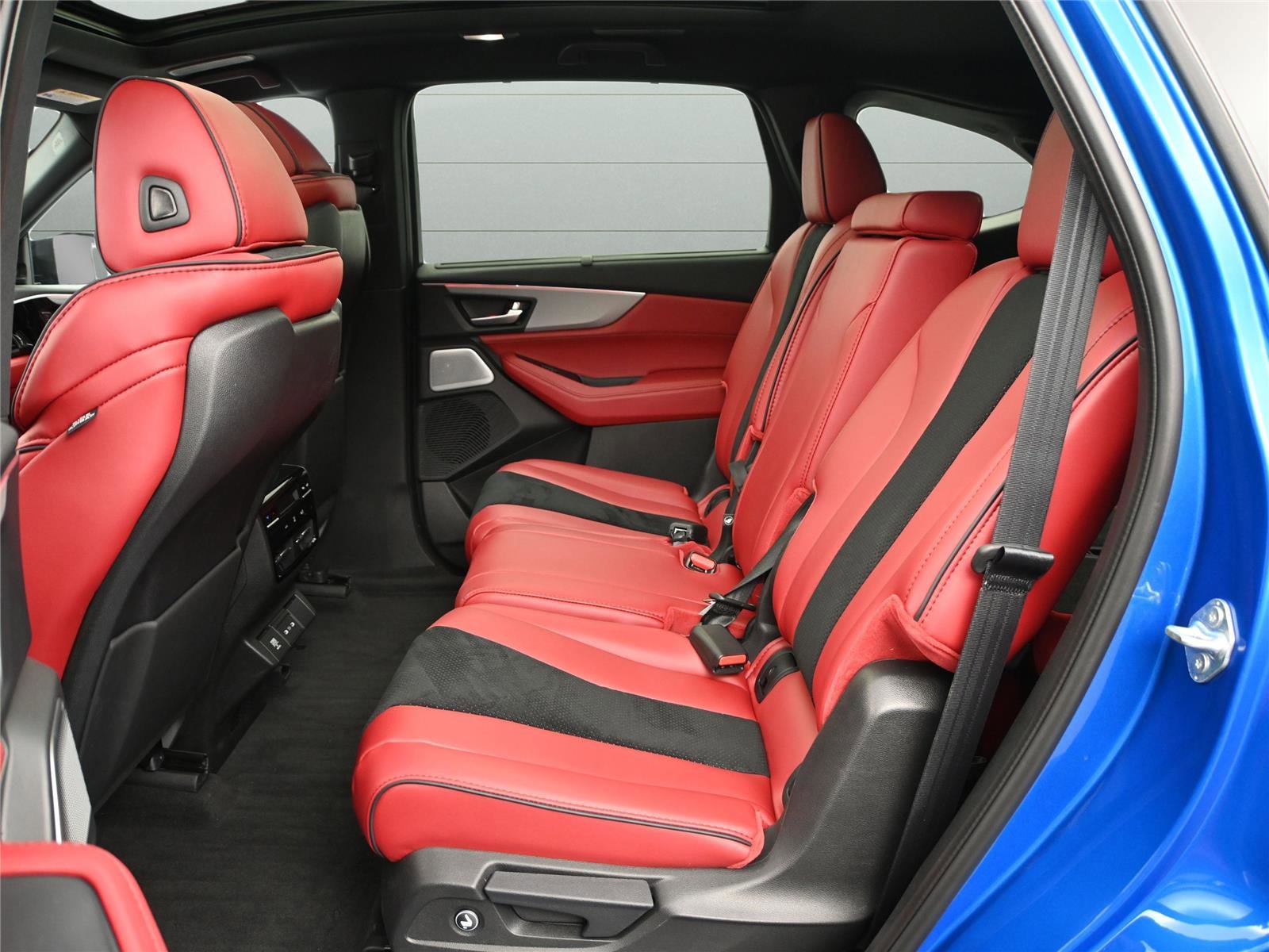 Certified 2026 Acura MDX A-Spec image 10