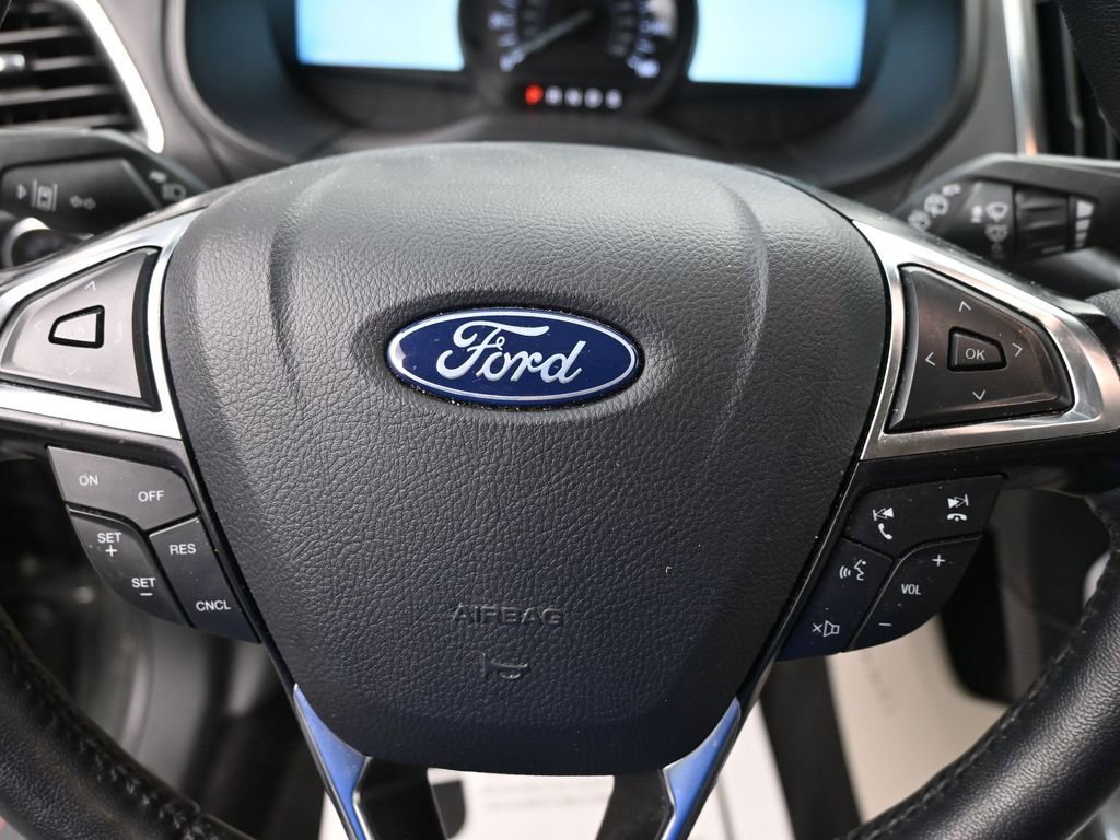 Used 2024 Ford Edge Titanium AWD/4WD image 18