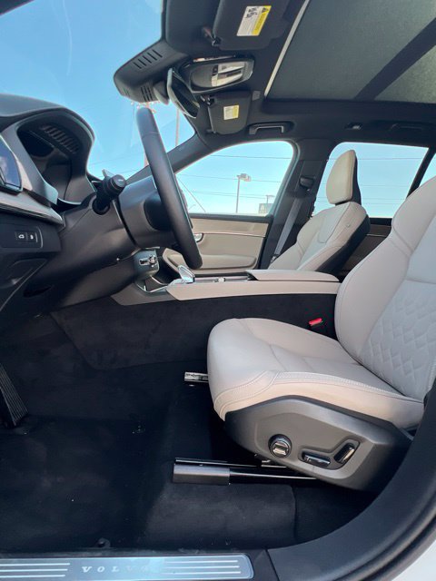 New 2026 Volvo XC90 T8 Plus w/ Protection Package AWD/4WD image 24