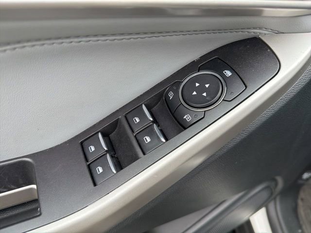 Used 2023 Ford Explorer XLT w/ Equipment Group 202A AWD/4WD image 28