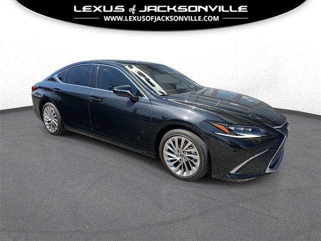 Used 2022 Lexus ES 350 Ultra Luxury w/ Accessory Package 2