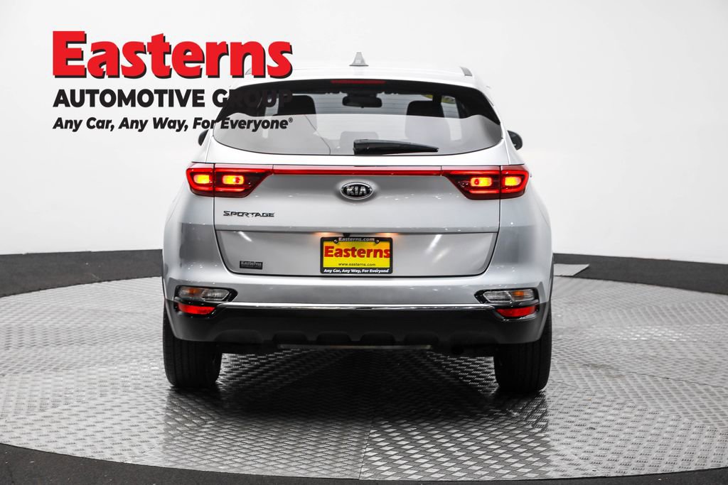 Used 2022 Kia Sportage LX image 6