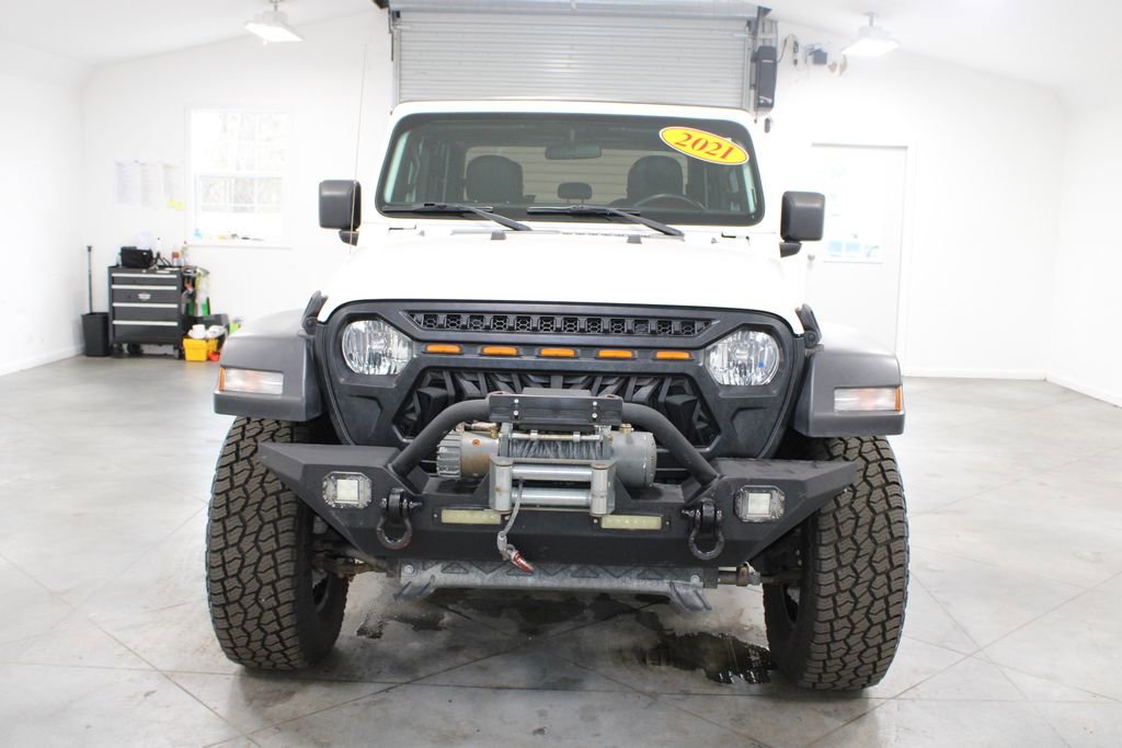 Used 2021 Jeep Gladiator Sport image 3