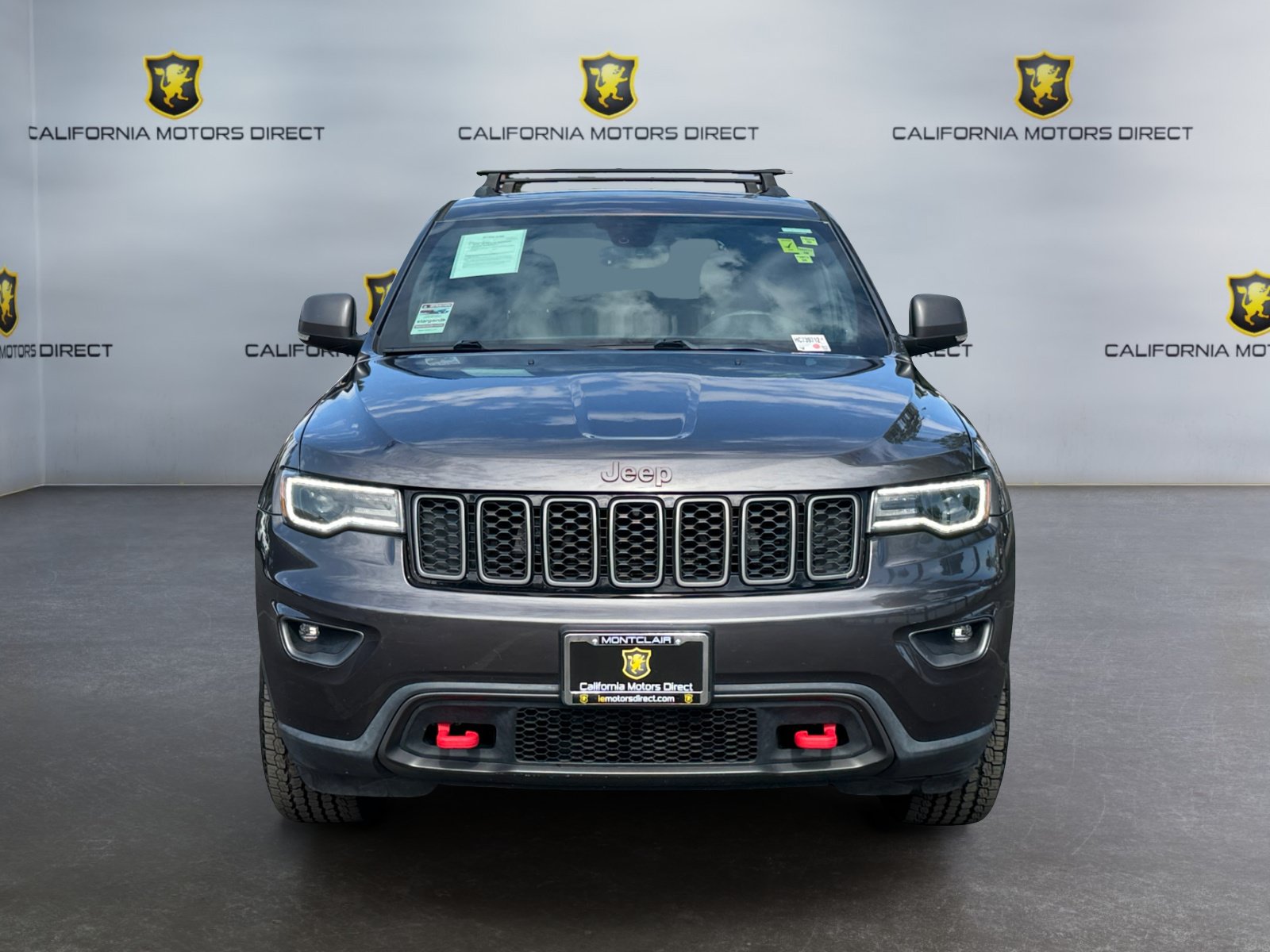 Used 2017 Jeep Grand Cherokee Trailhawk w/ Trailhawk Luxury Group AWD/4WD image 8