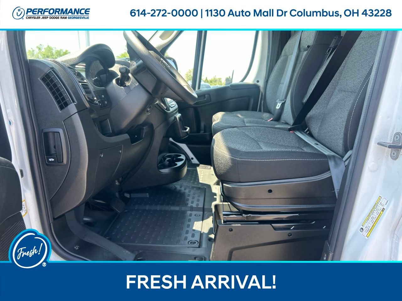 Used 2025 RAM ProMaster 1500 w/ Safety Group FWD image 12