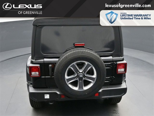 Used 2022 Jeep Wrangler Unlimited Sahara image 21