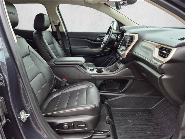 Used 2021 GMC Acadia Denali w/ Denali Ultimate Package AWD/4WD image 23