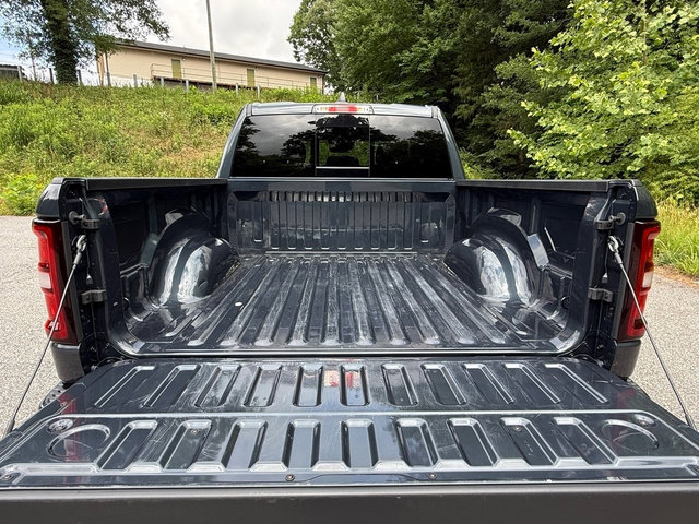 Used 2025 RAM 1500 Big Horn AWD/4WD image 8