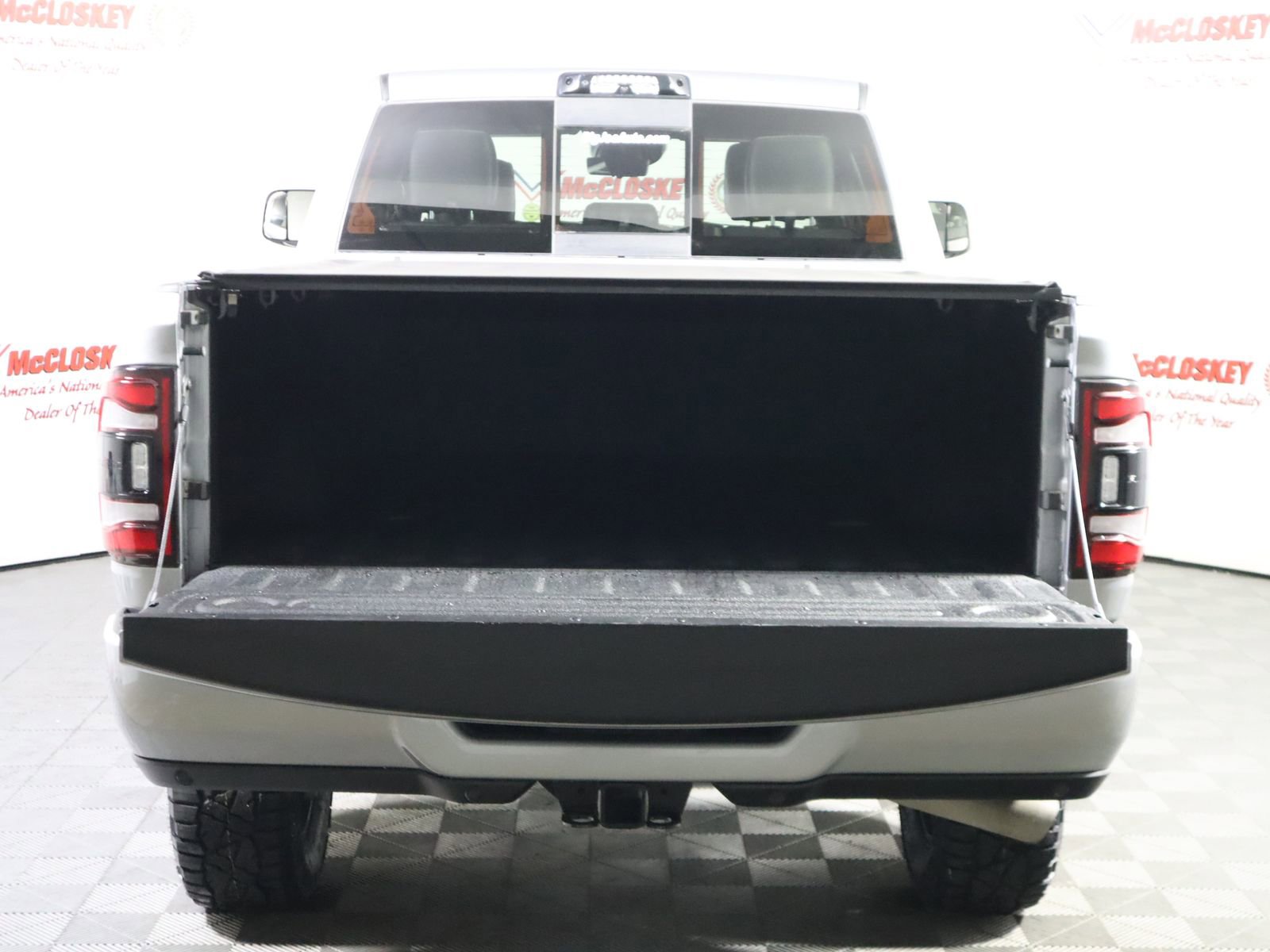 Used 2022 RAM 2500 Limited image 12