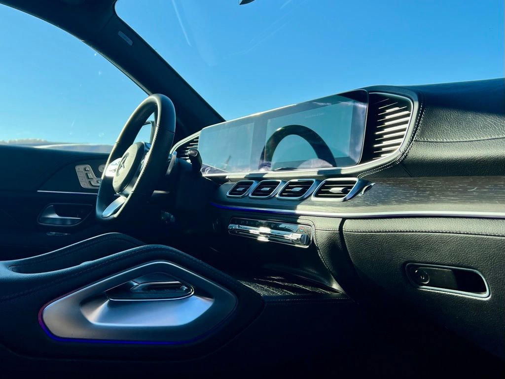 Certified 2023 Mercedes-Benz GLS 450 4MATIC image 16