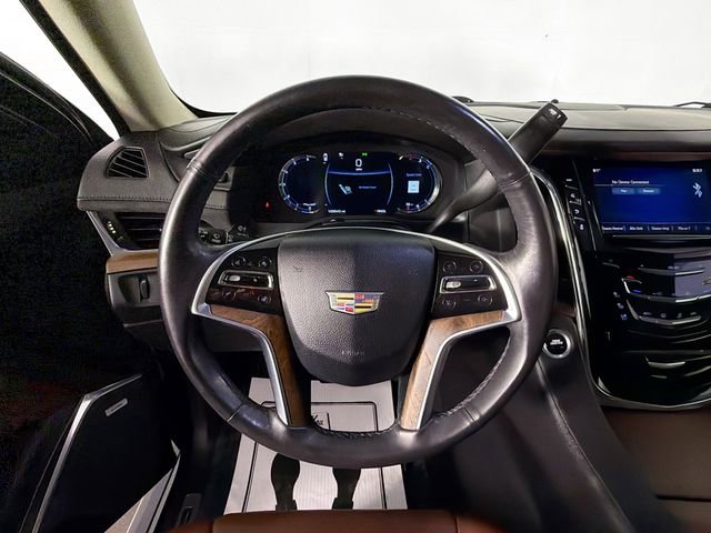 Used 2017 Cadillac Escalade Premium Luxury AWD/4WD image 11