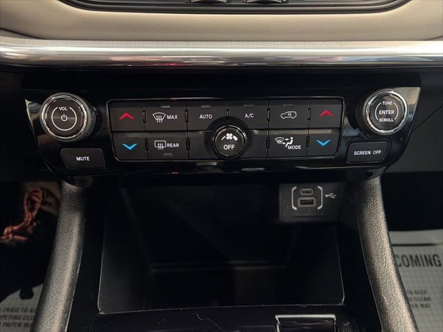 Used 2024 Jeep Compass Limited image 20