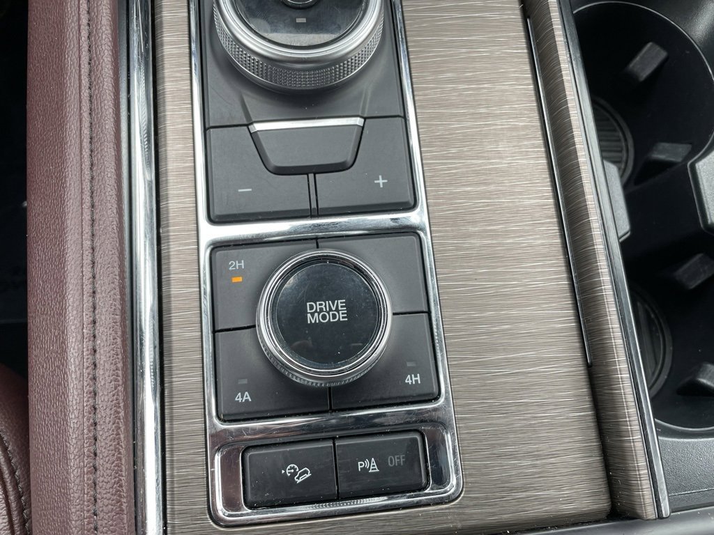 Used 2024 Ford Expedition Max Limited image 15