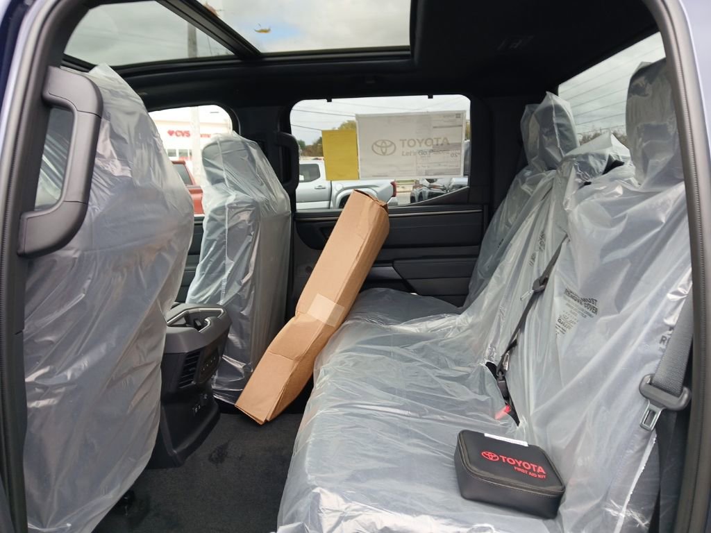 New 2026 Toyota Tundra Platinum image 9