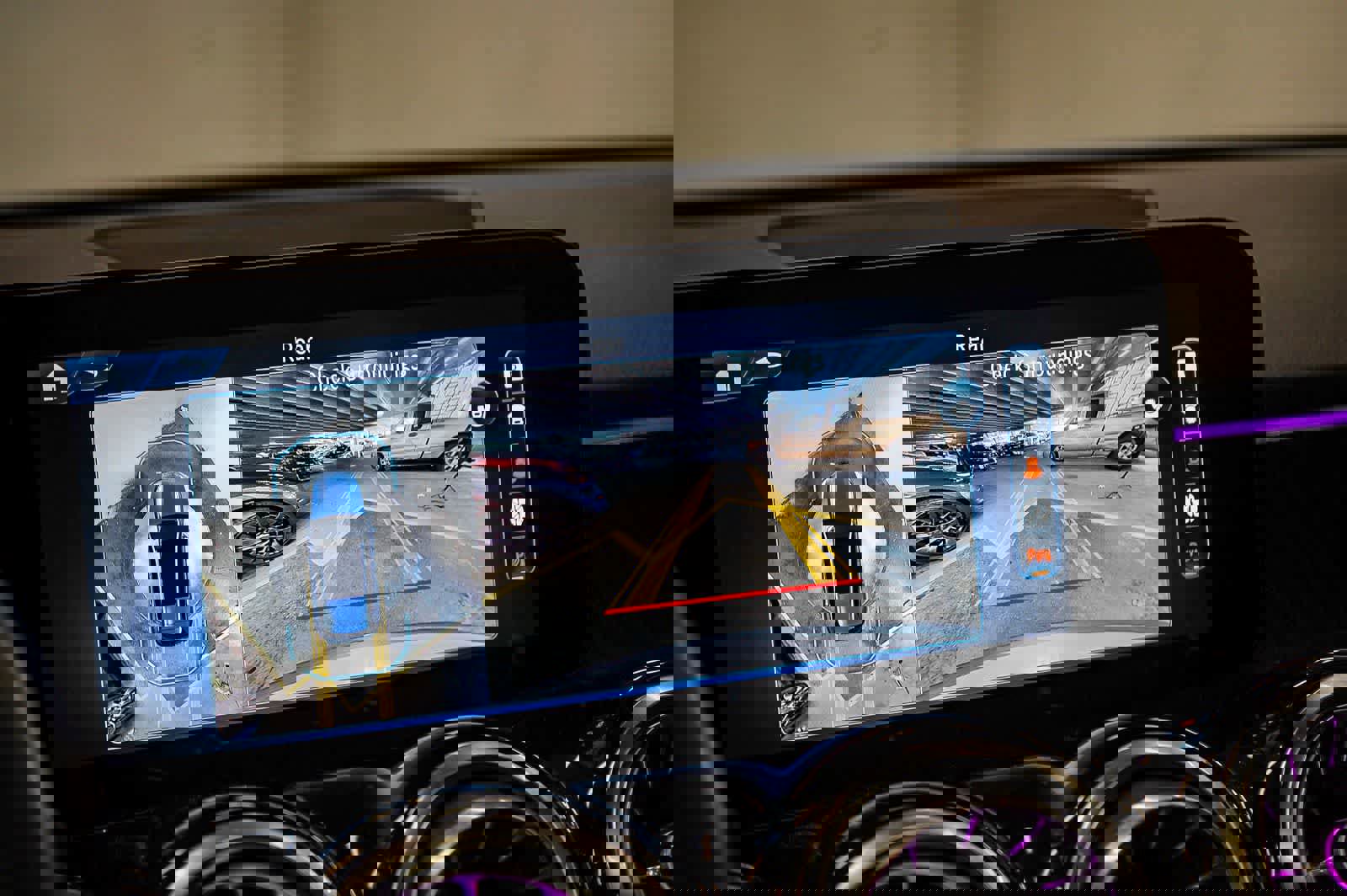 Used 2025 Mercedes-Benz GLB 35 AMG AMG GLB 35 image 26