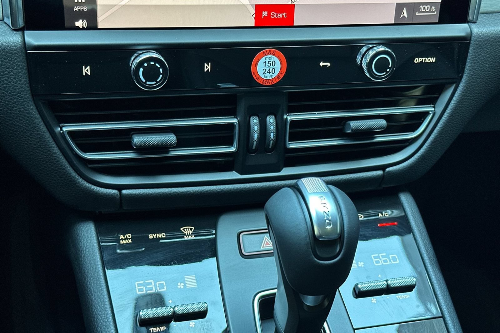 New 2026 Porsche Macan AWD/4WD image 25