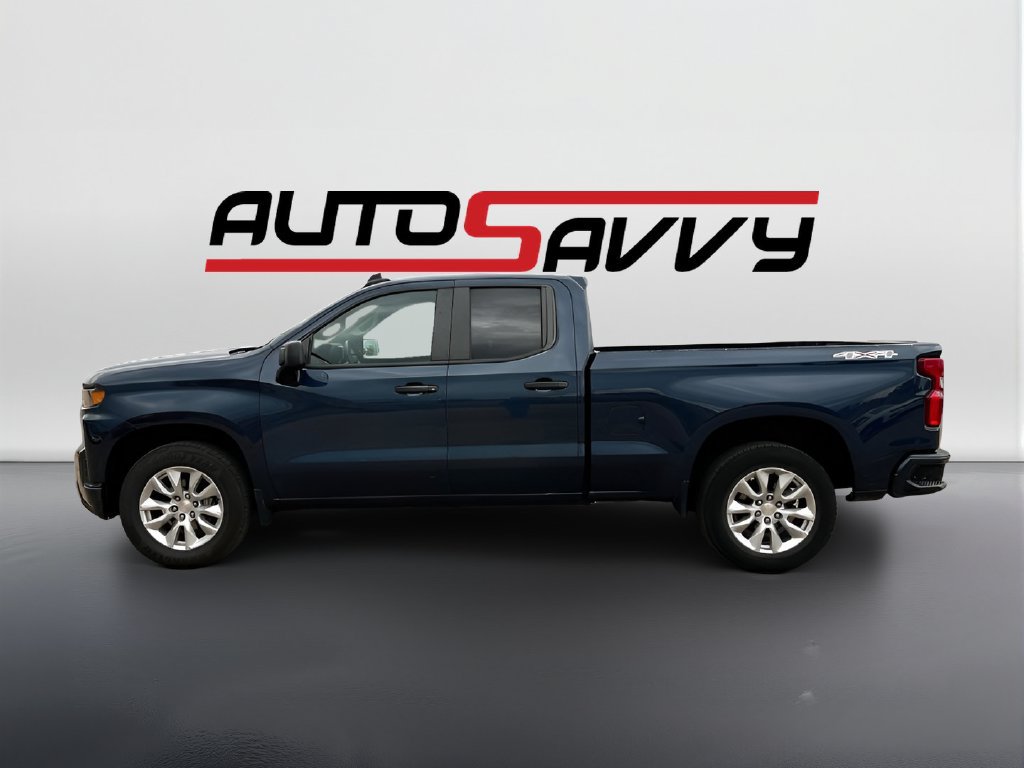 Used 2020 Chevrolet Silverado 1500 Custom w/ Custom Value Package AWD/4WD image 4