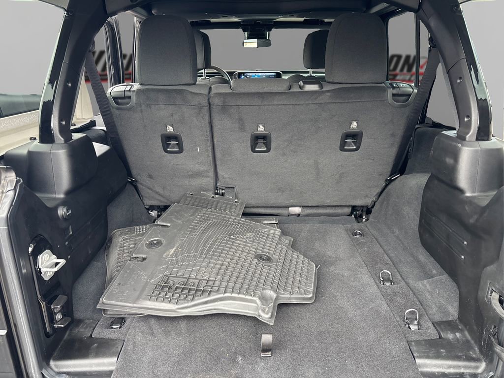 Used 2024 Jeep Wrangler Sport S image 11