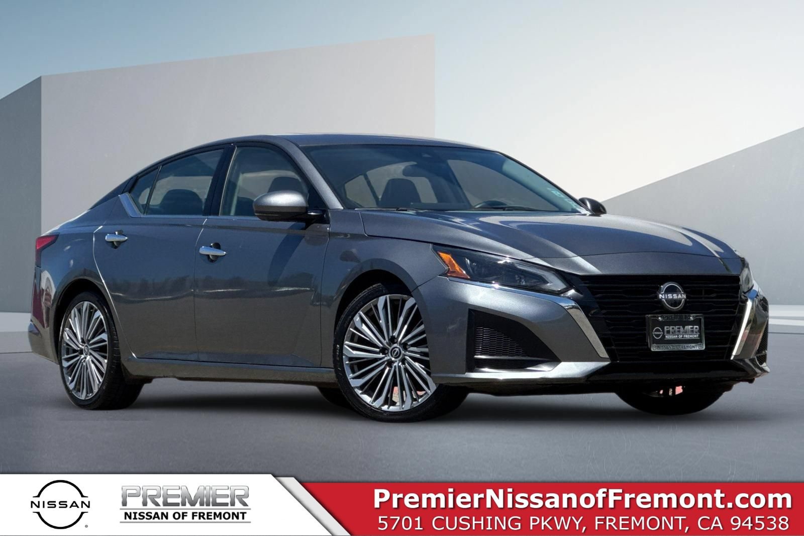 Certified 2023 Nissan Altima 2.5 SL FWD image 1