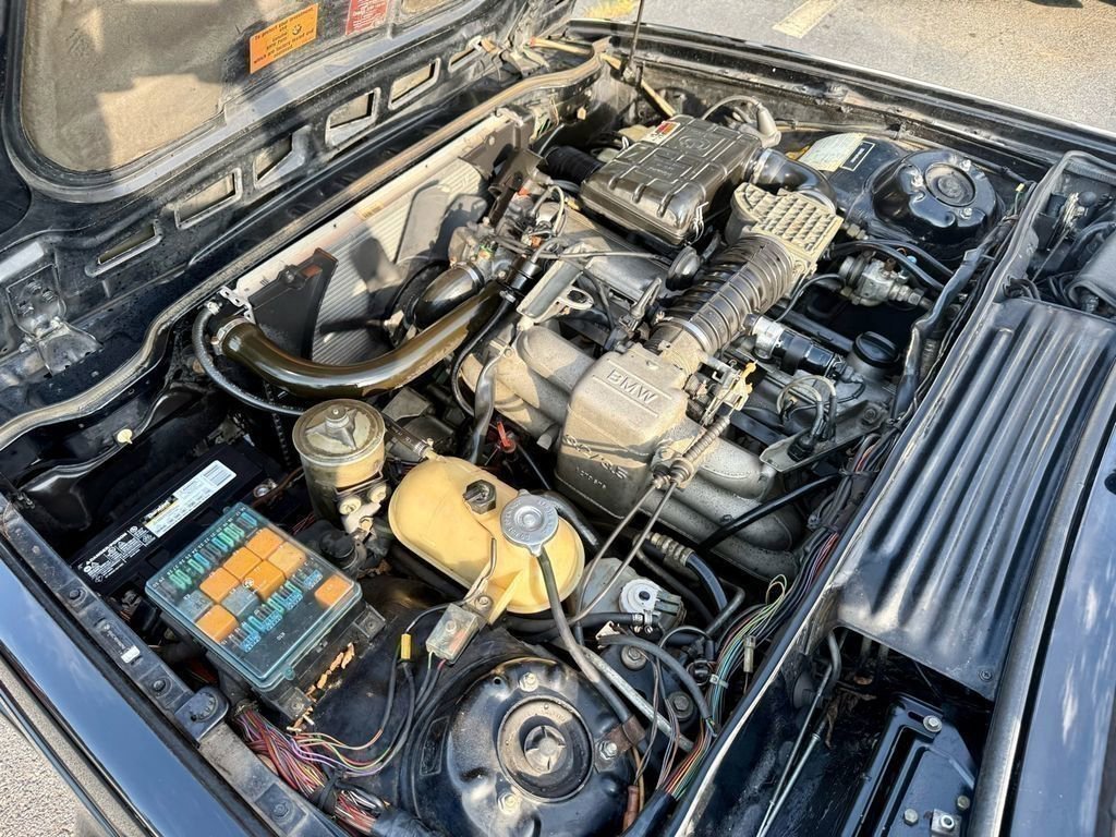 Used 1987 BMW 635CSi Coupe image 9
