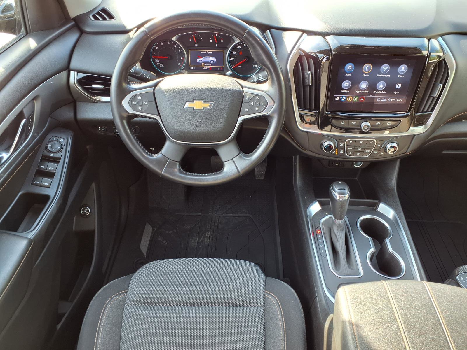 Certified 2020 Chevrolet Traverse LT FWD image 2