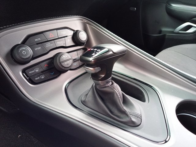 Used 2023 Dodge Challenger R/T image 17