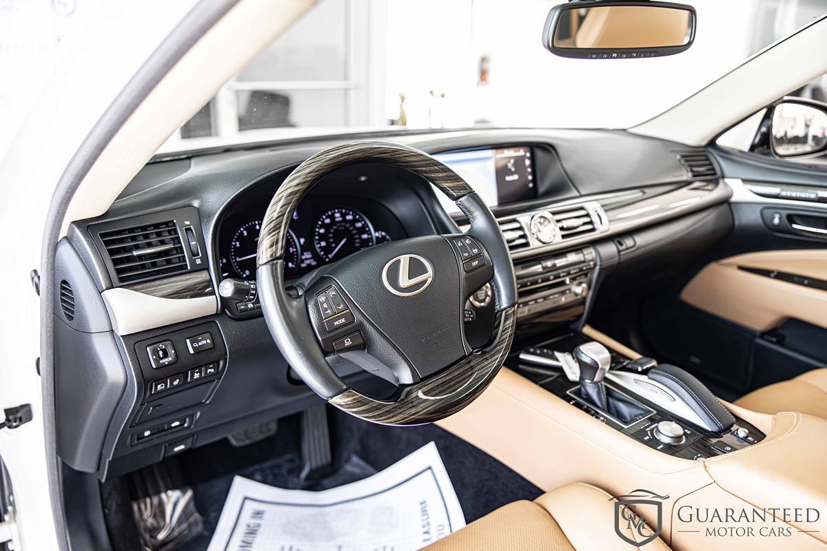 Used 2017 Lexus LS 460 AWD w/ Comfort Package image 21
