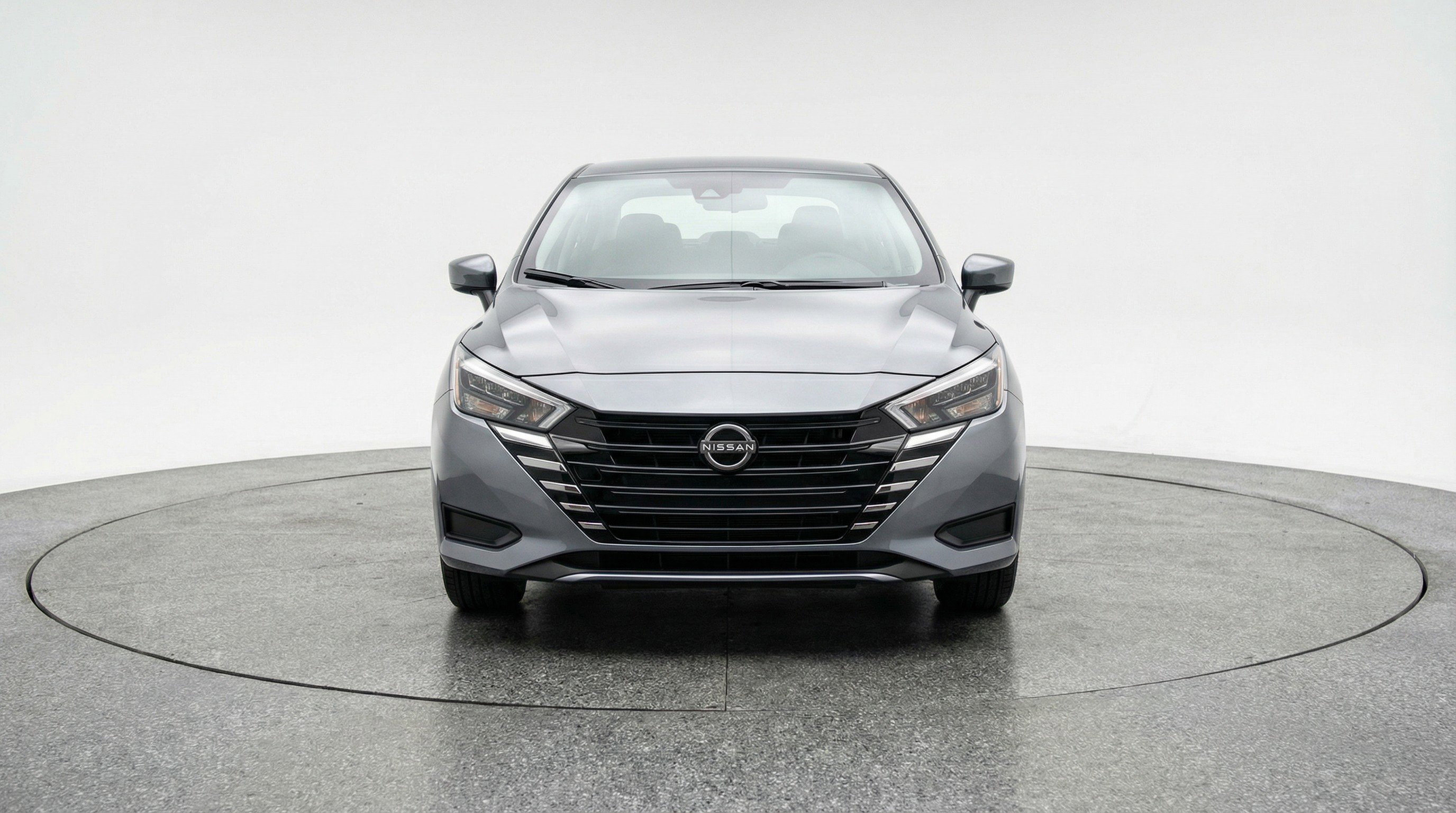 Used 2025 Nissan Versa SV FWD image 2
