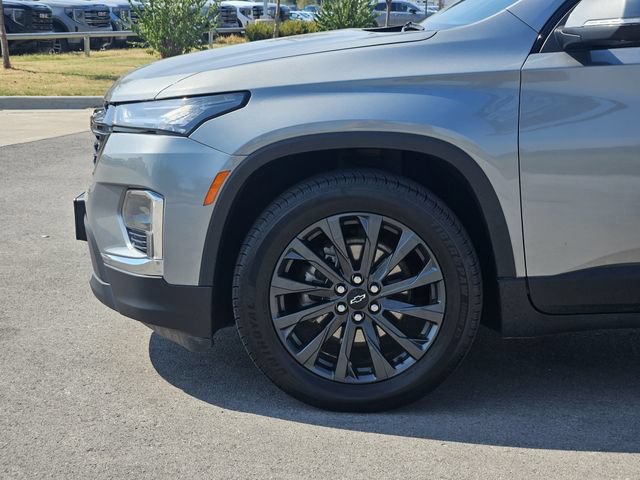 Used 2023 Chevrolet Traverse RS w/ LPO, Floor Liner Package AWD/4WD image 10