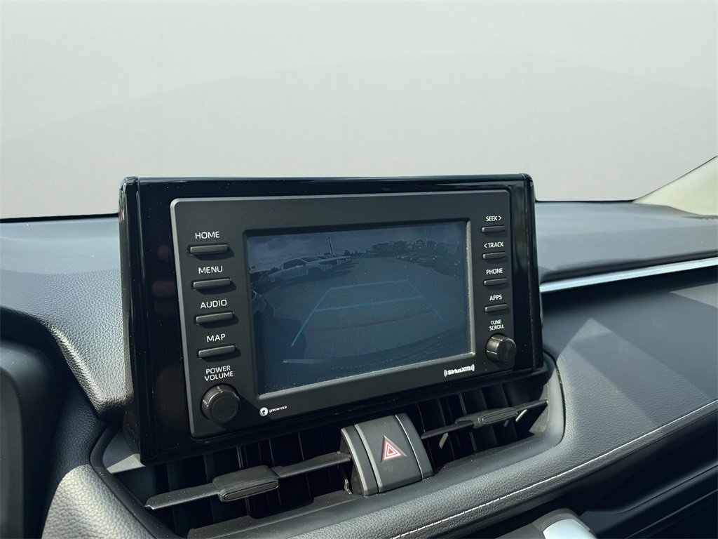 Used 2022 Toyota RAV4 LE image 12