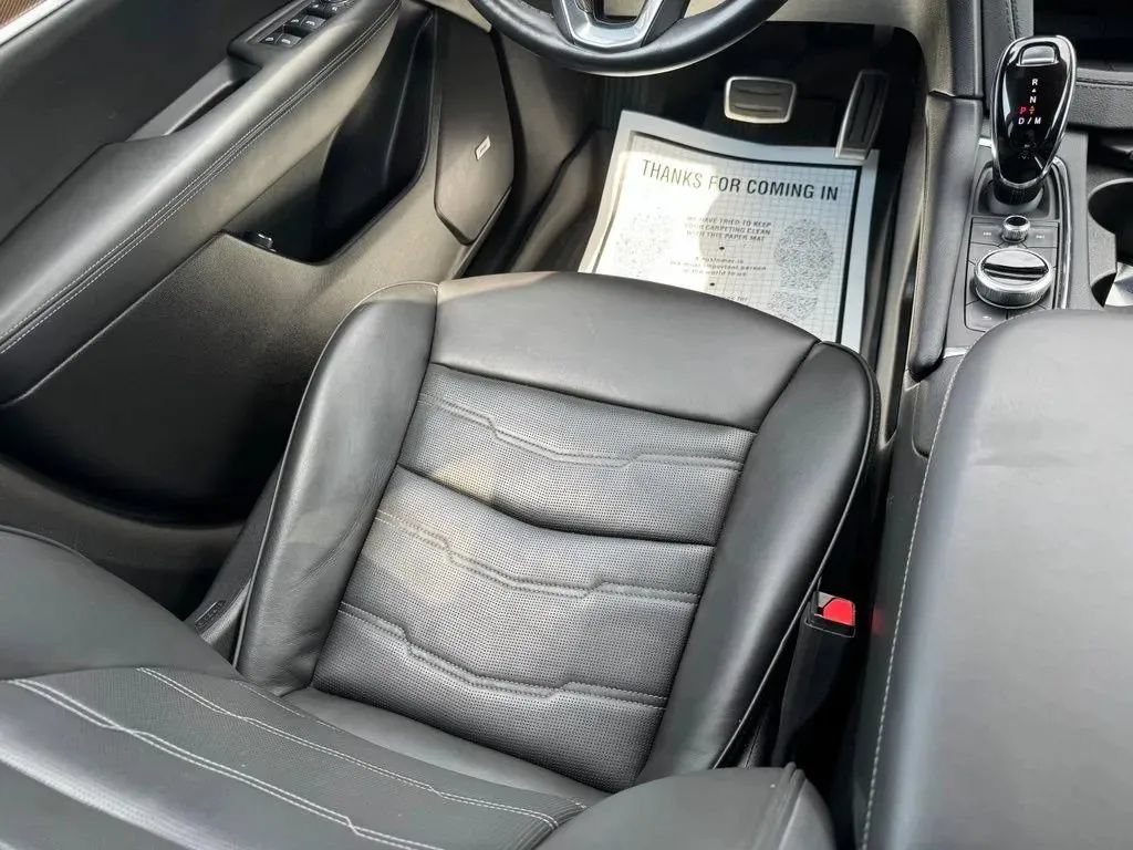Used 2024 Cadillac XT6 Sport w/ Platinum Package AWD/4WD image 23