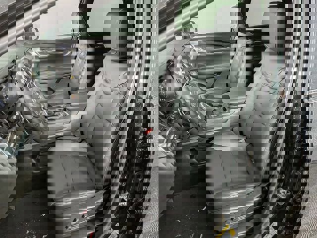 New 2026 Cadillac XT5 Sportv w/ LPO, Floor Liner Package image 17