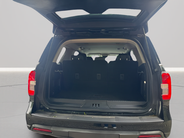Used 2024 Ford Expedition XLT AWD/4WD image 26