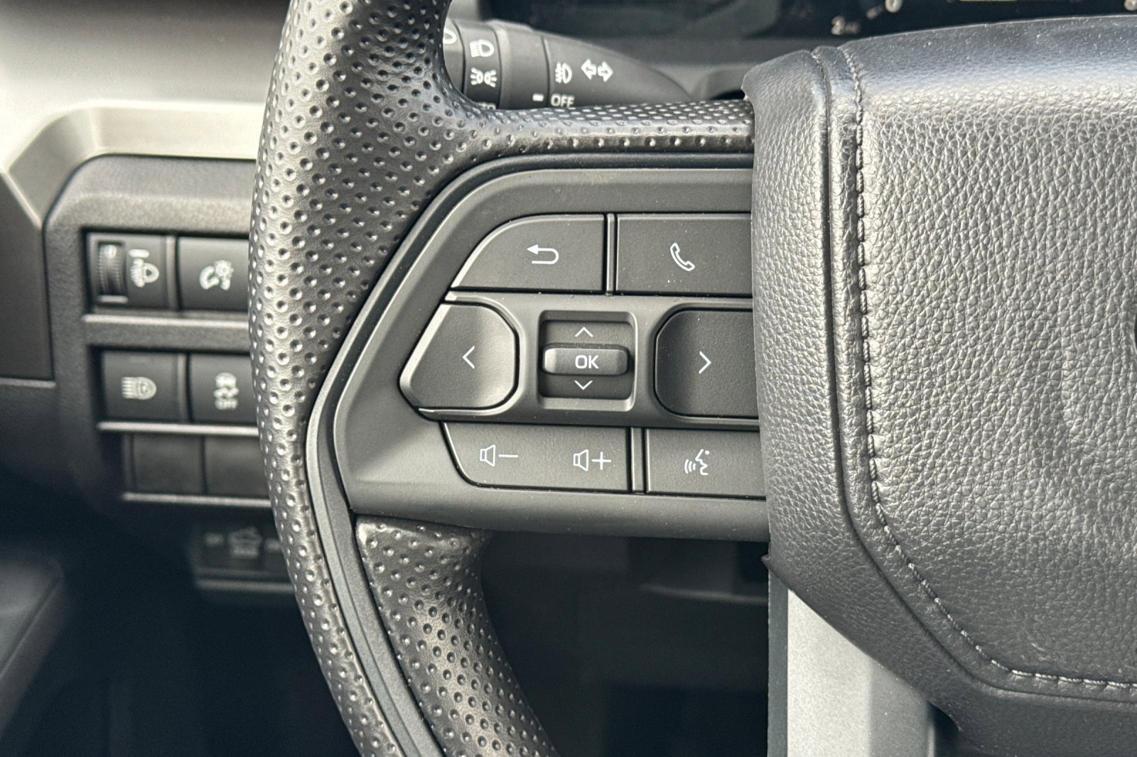 New 2025 Toyota Tacoma SR5 image 26