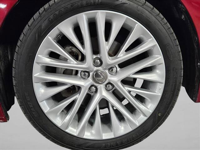 Used 2013 Lexus ES 350 w/ Luxury Pkg FWD image 23