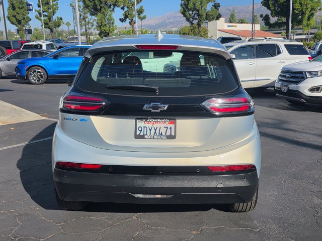 Certified 2023 Chevrolet Bolt LT w/ Infotainment Package FWD image 7