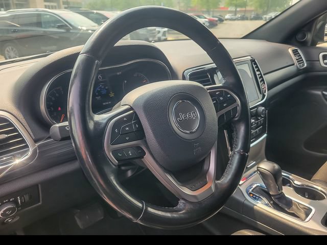 Used 2020 Jeep Grand Cherokee Altitude AWD/4WD image 15