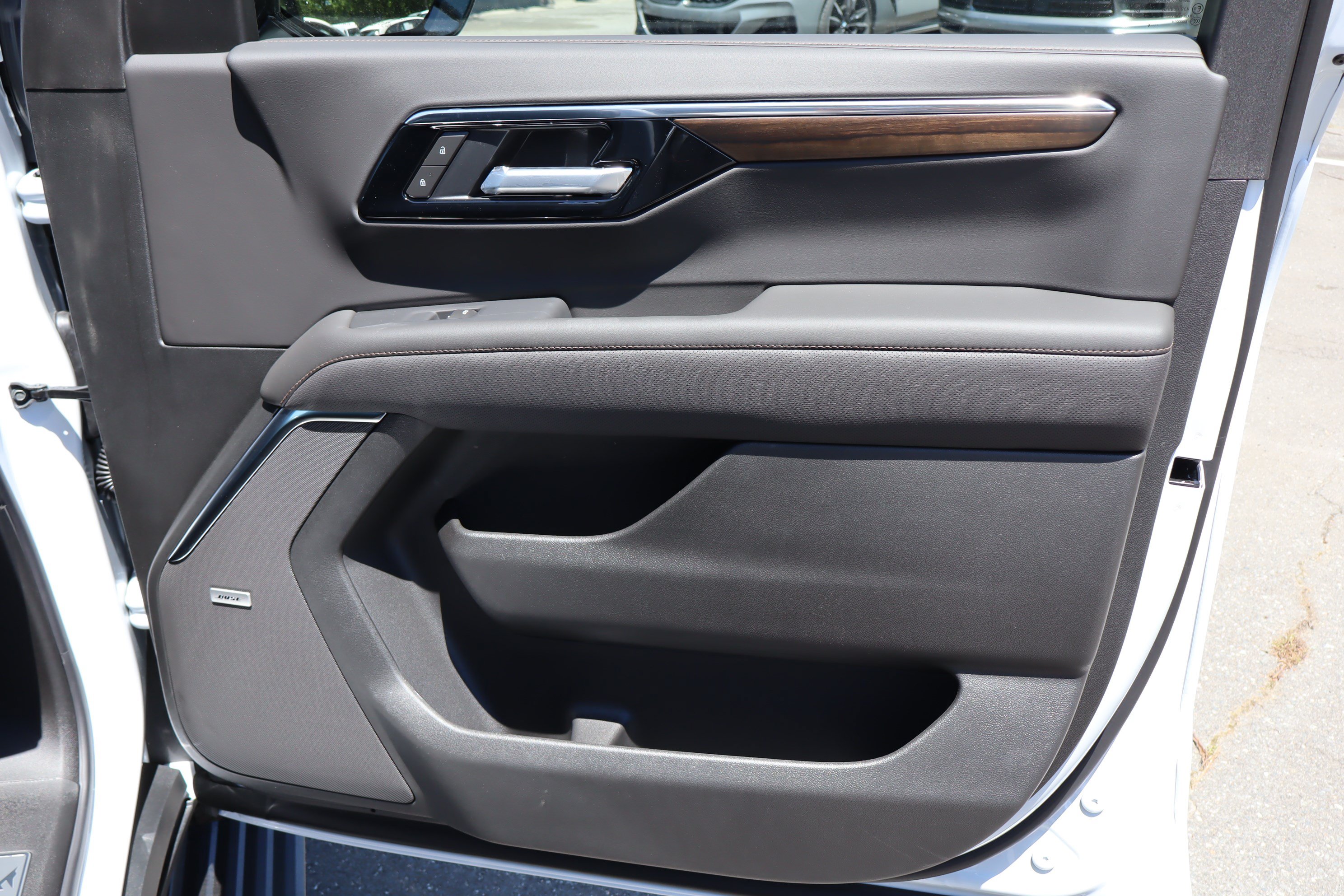 New 2026 Chevrolet Tahoe High Country AWD/4WD image 30