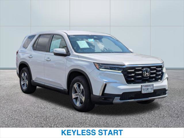 Certified 2025 Honda Pilot EX-L image 4