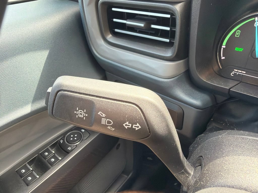 Used 2024 Ford Maverick Lariat w/ Black Appearance Package FWD image 30